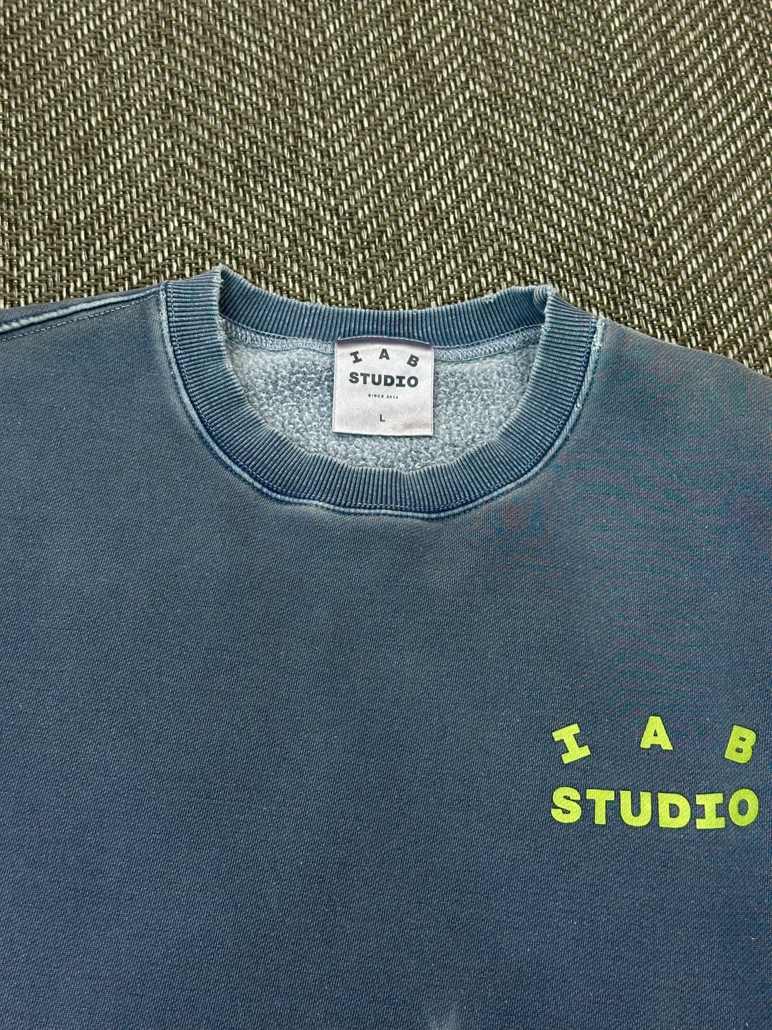 아이앱 피그먼트맨투맨 L 상품이미지3