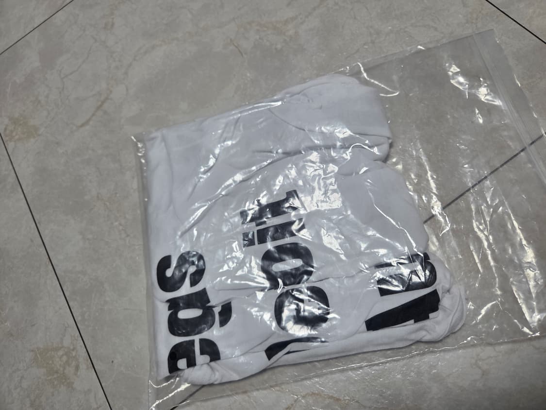 플리즈노팔로우 사라 레터링 탑 상품이미지5