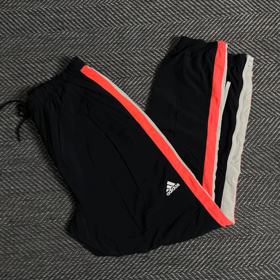 아디다스 신형 나일론 우븐 트랙팬츠 y 2948 상품이미지1