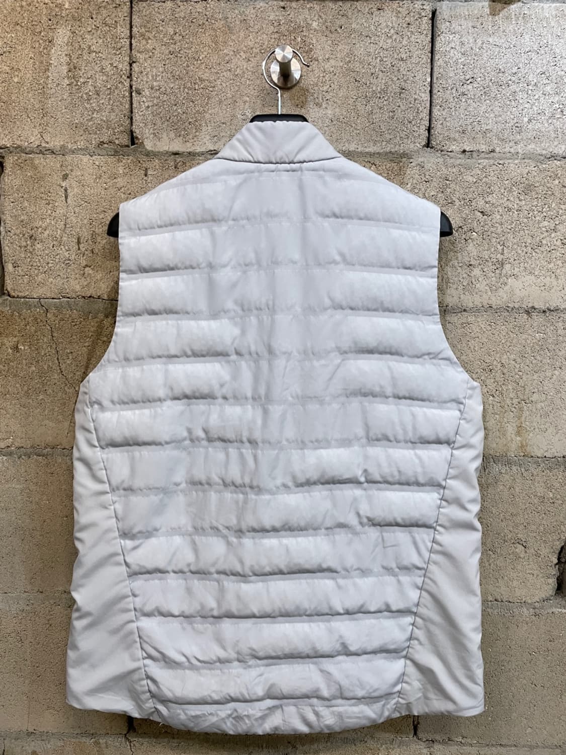 나이키 에어로로프트 베스트  상품이미지2