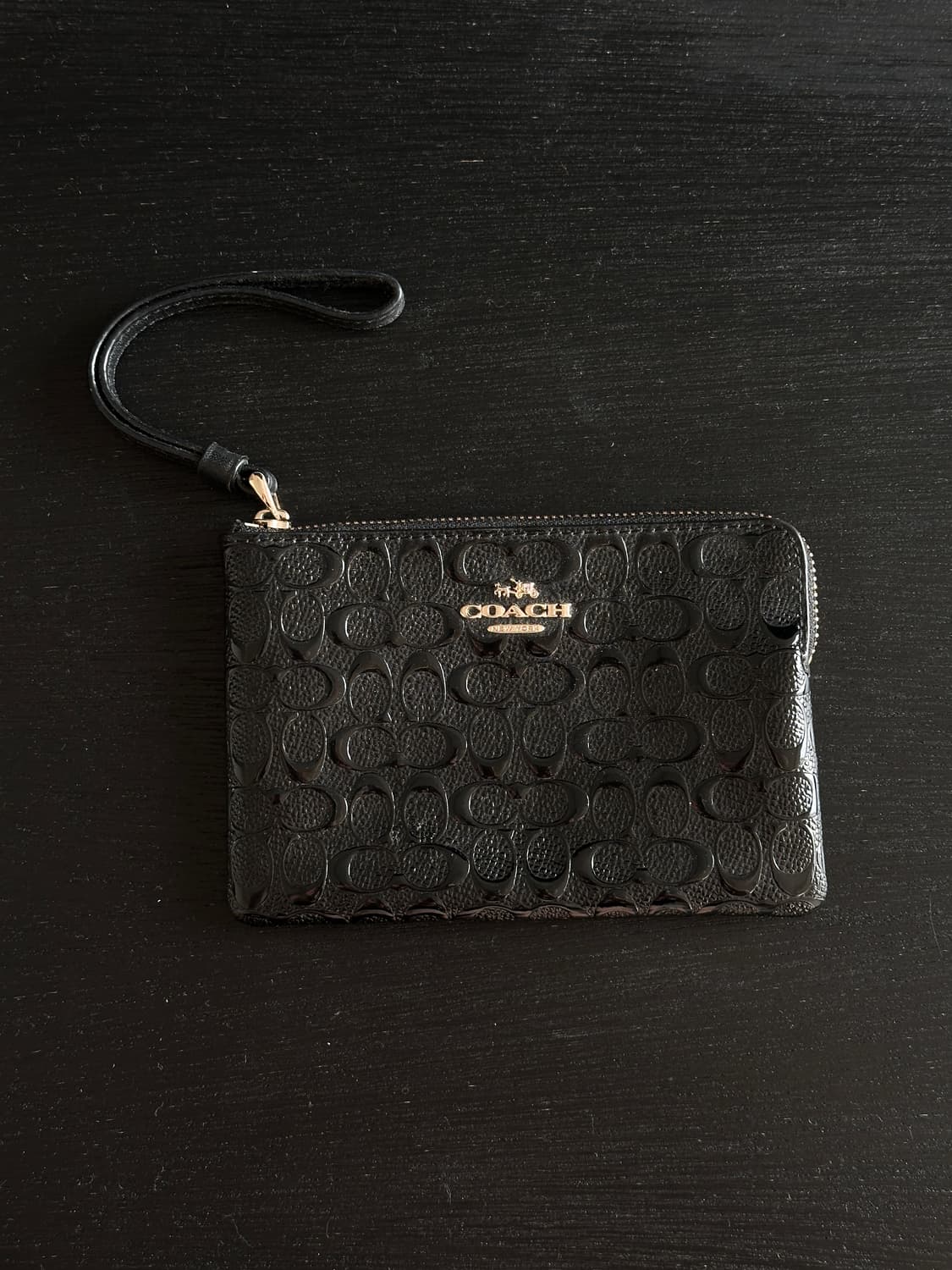 COACH Boxed Corner Zip Wristlet 코치 파우치 상품이미지1