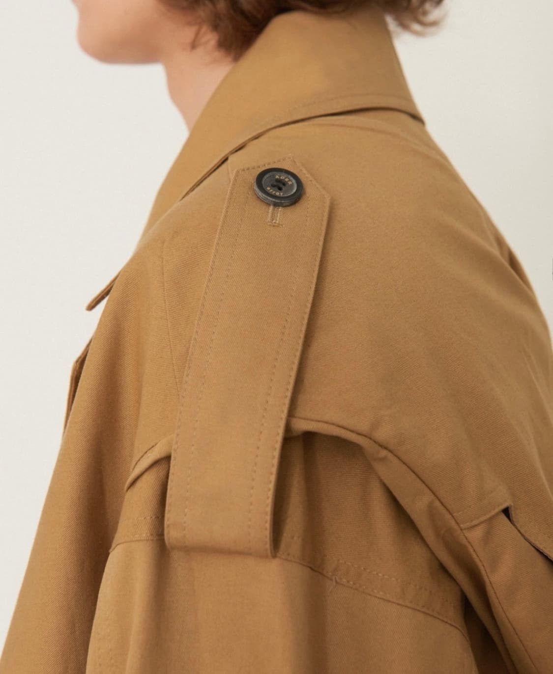 아더에러 19SS 퓨전 트렌치 코트 상품이미지4