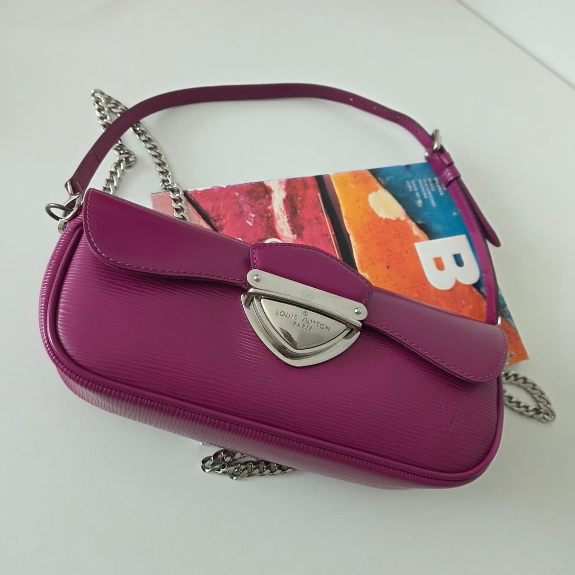 LOUISVITTON 루이비통 정품 에삐 바게트 몽테뉴 포쉐트 미니숄더 상품이미지10