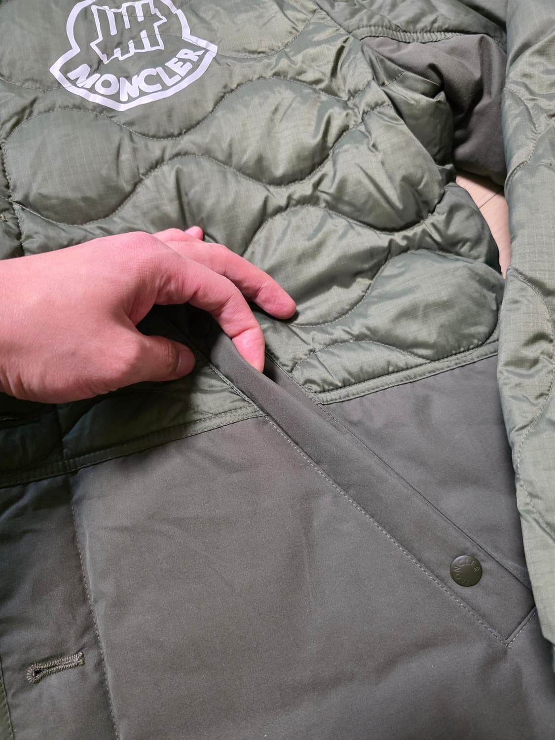 몽클레어 지니어스 / 밀리터리 어니언 라이트다운 / 110 상품이미지5