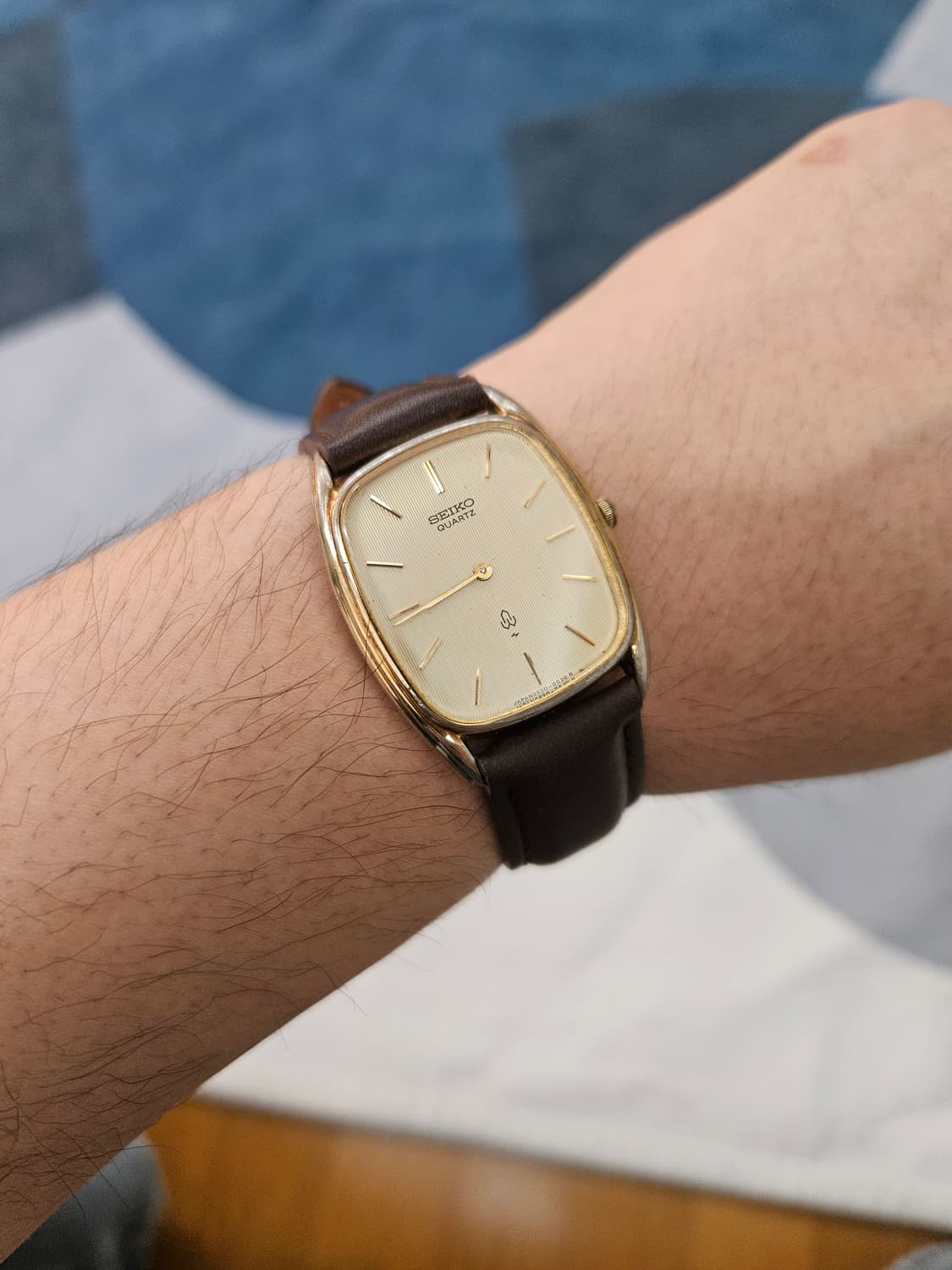 1970s 세이코 리넨다이얼 금장 쿼츠 빈티지 시계 상품이미지5