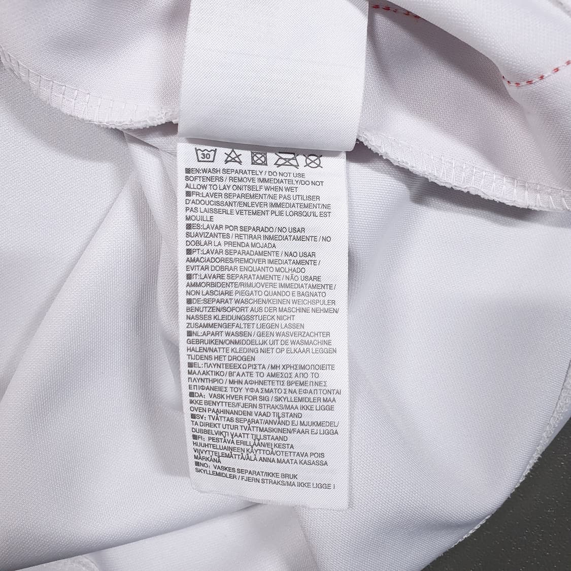 가슴 단면 : 50
총장 길이 : 73

16-17 시즌 아스널 홈 져 상품이미지7