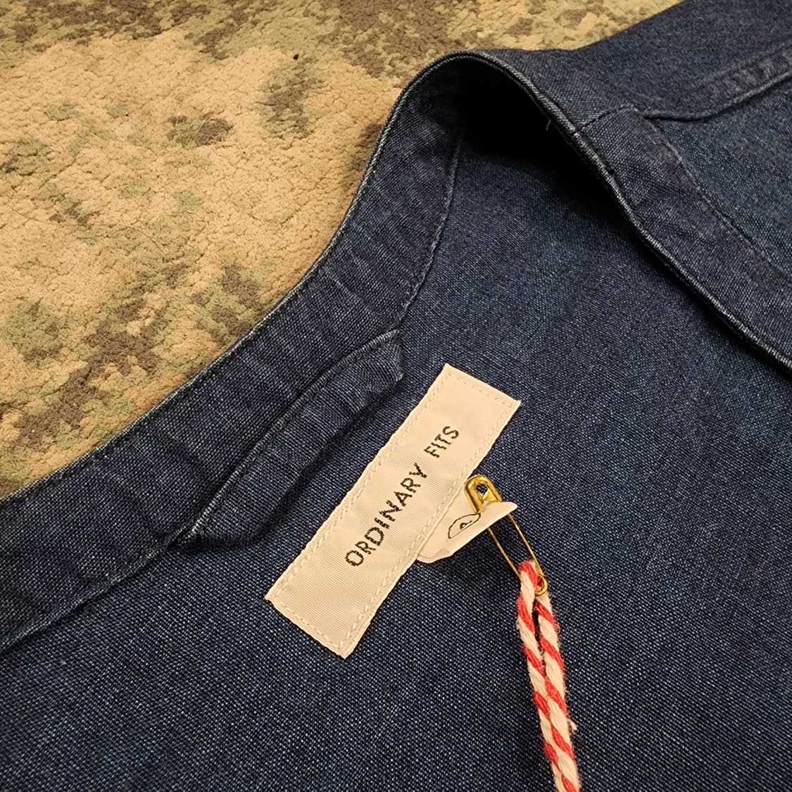 오디너리 핏츠  논카라 셔츠 상품이미지5