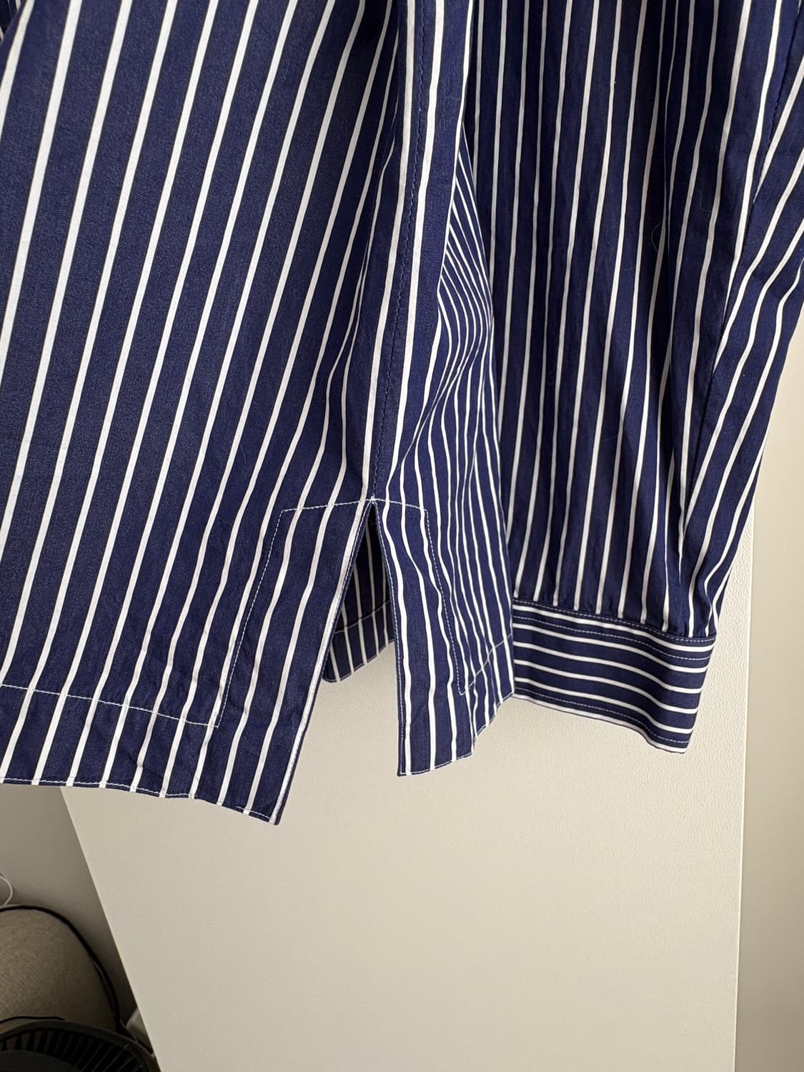 산드로 네이비 스트라이프 셔츠 상품이미지5
