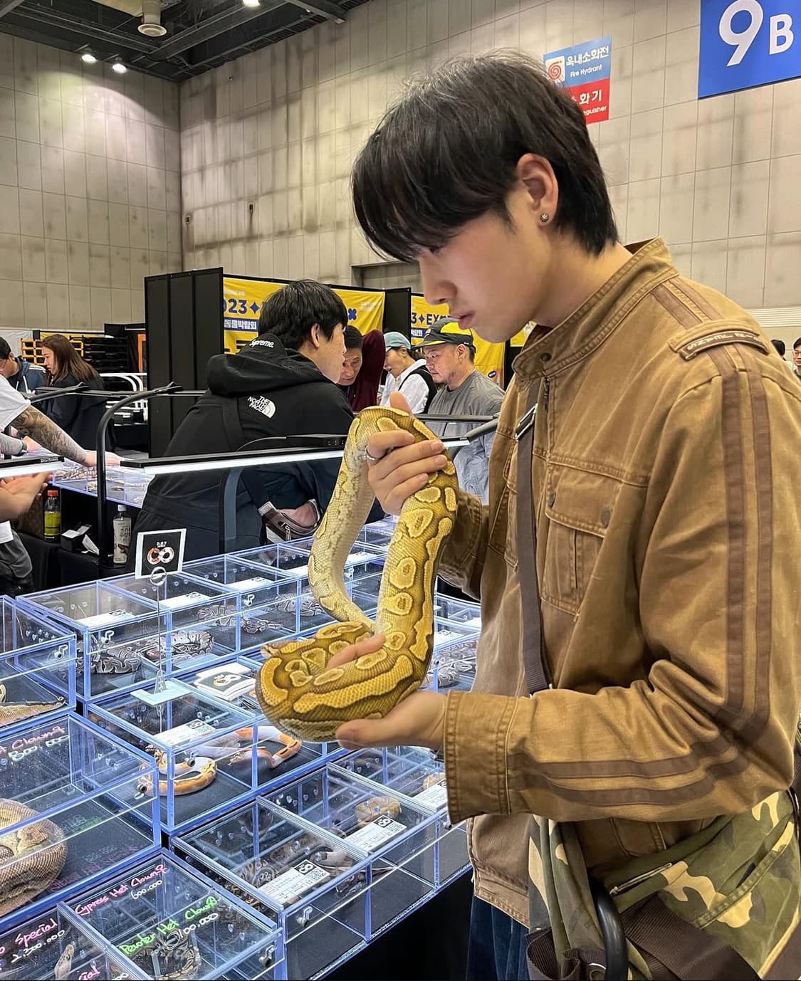 UGIZ 넥버클자켓 상품이미지5