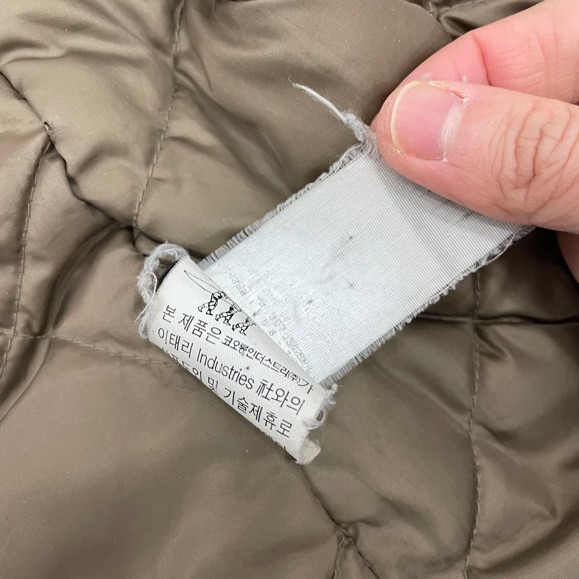 헨리코튼 다운 코트 상품이미지5