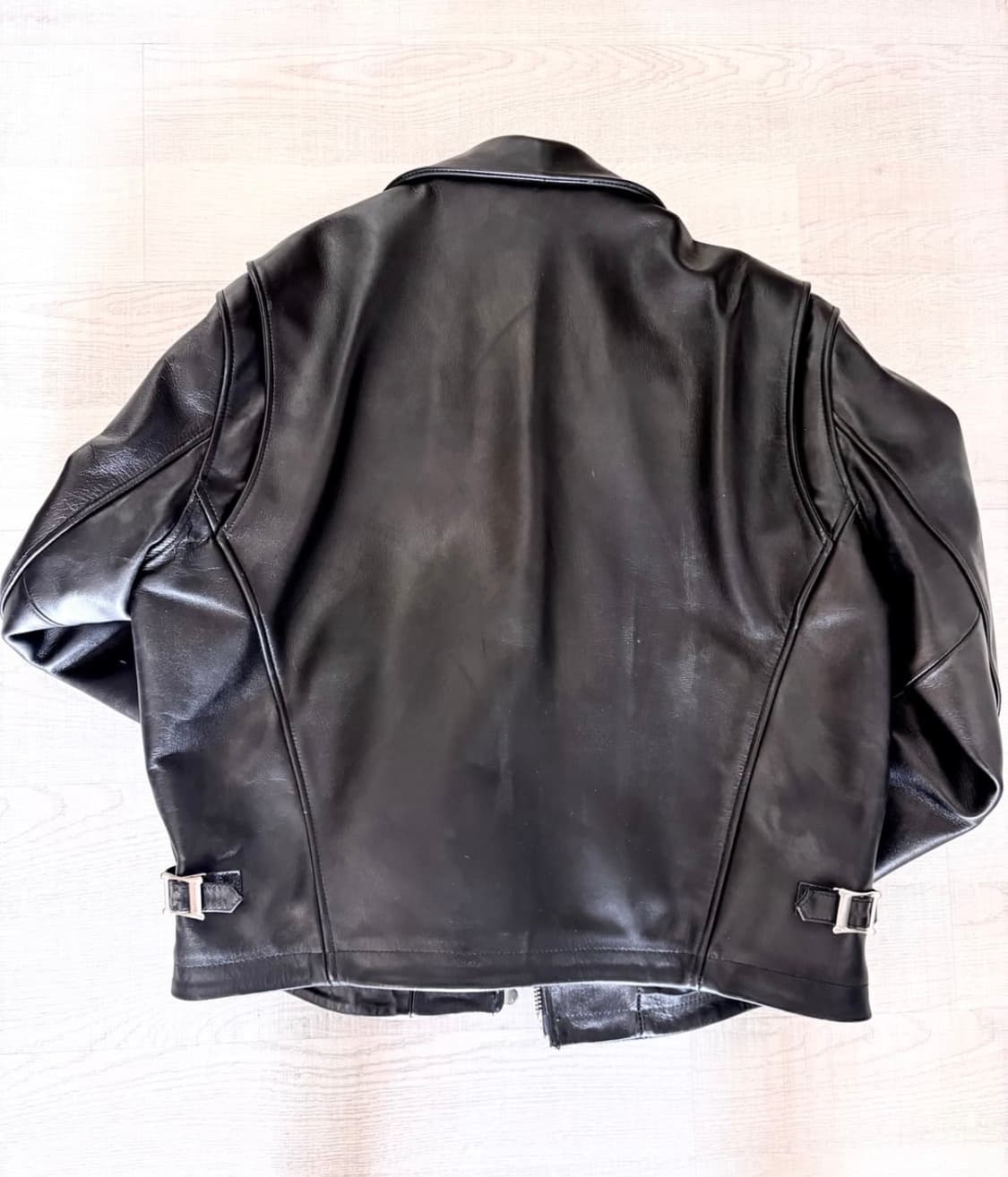 토니웩 카프레더 가죽자켓(주우재 착용) L사이즈 판매합니다 상품이미지3