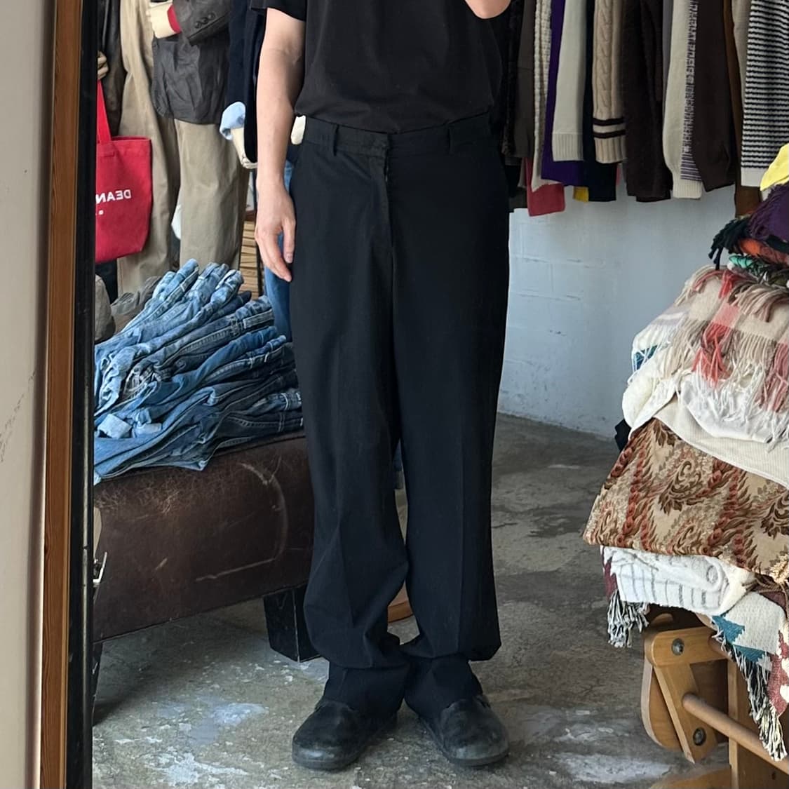 (착용컷) Theory 슬랙스 (남성용 33.5) 상품이미지3