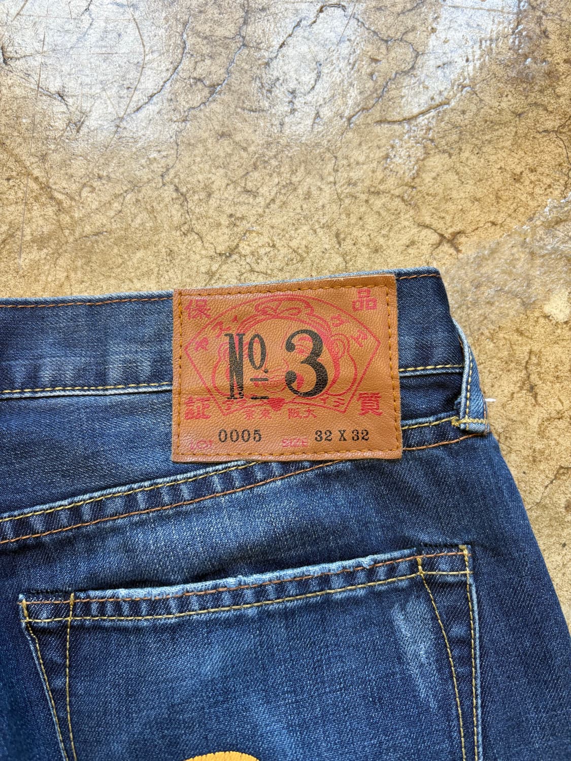 에비수 EVISU 워싱 데님 팬츠 상품이미지6