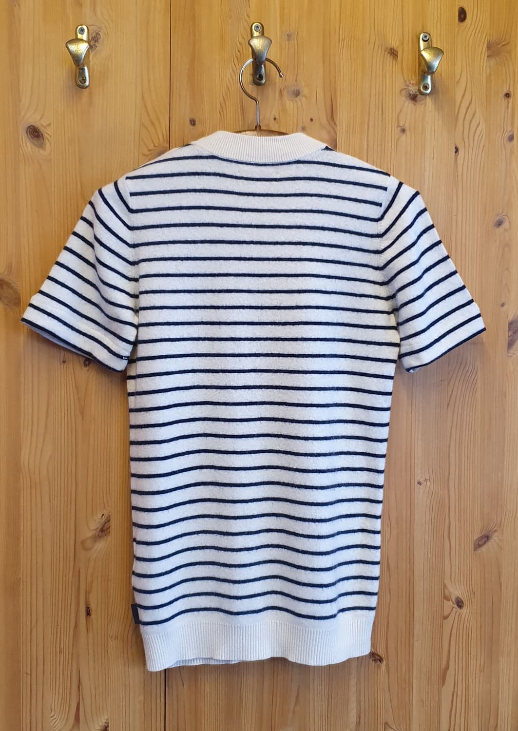 44.버버리 Cashmere 반팔니트 상품이미지2