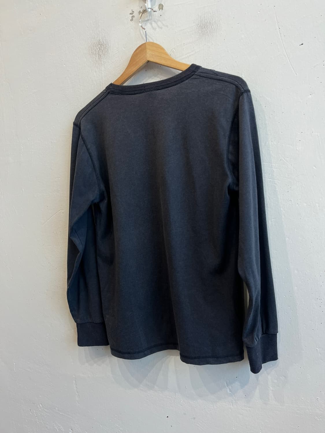 아베크롬비 인디언 아플리케 롱슬리브 상품이미지3