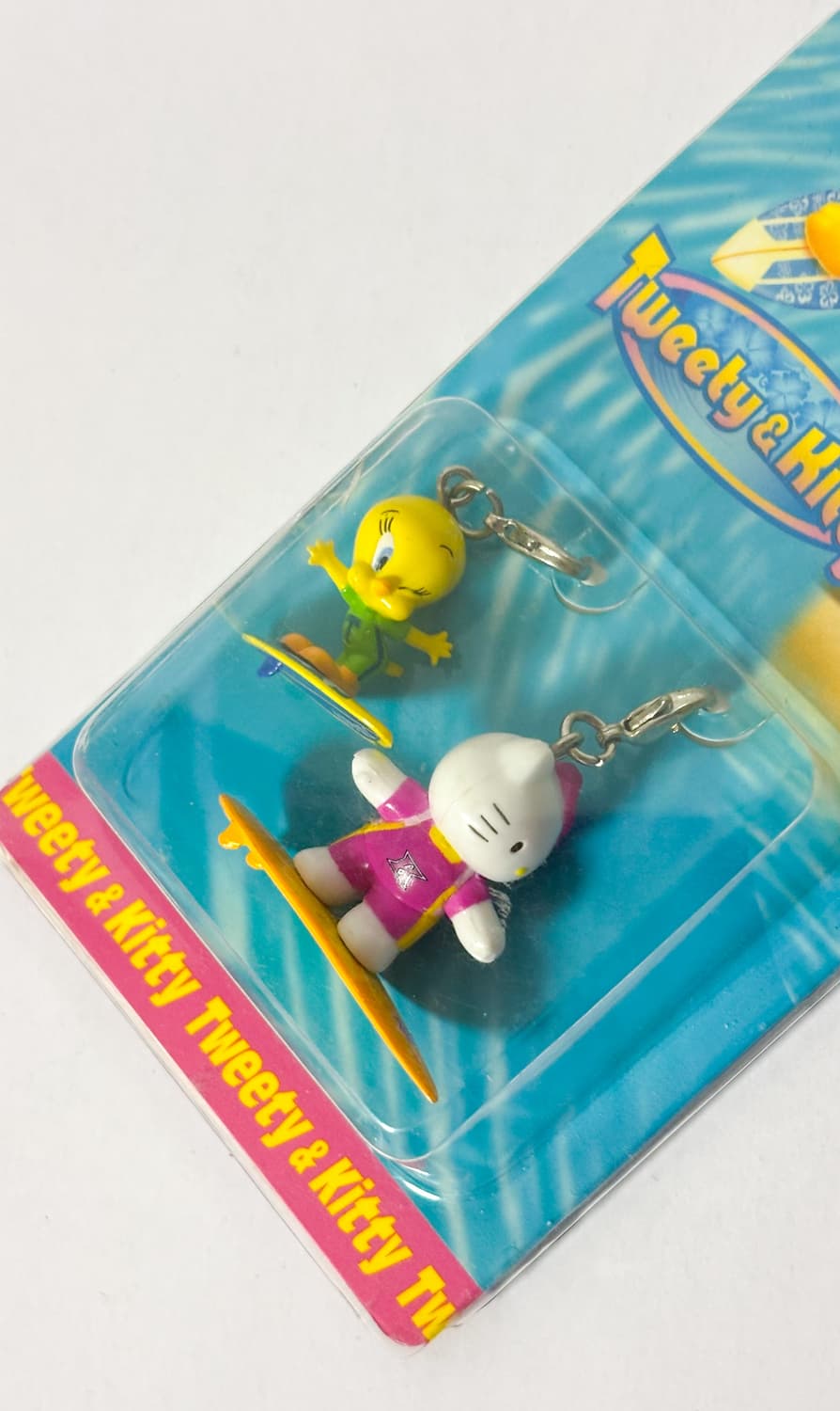 (희귀/레어) 미개봉 고전키티스트랩 써핑 키티 트위티 콜라보 키링 상품이미지4