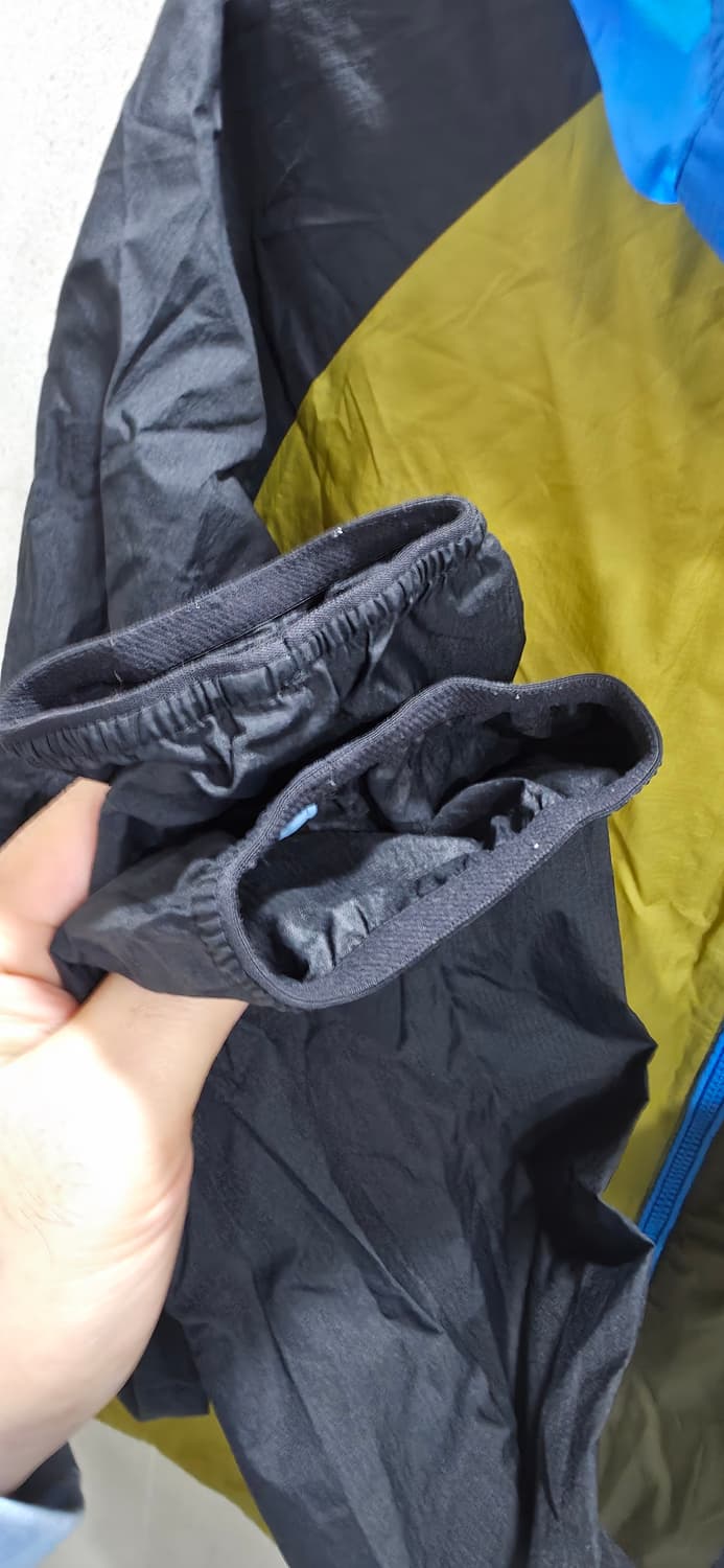 공용)마르니 X 유니클로 바람막이 상품이미지6