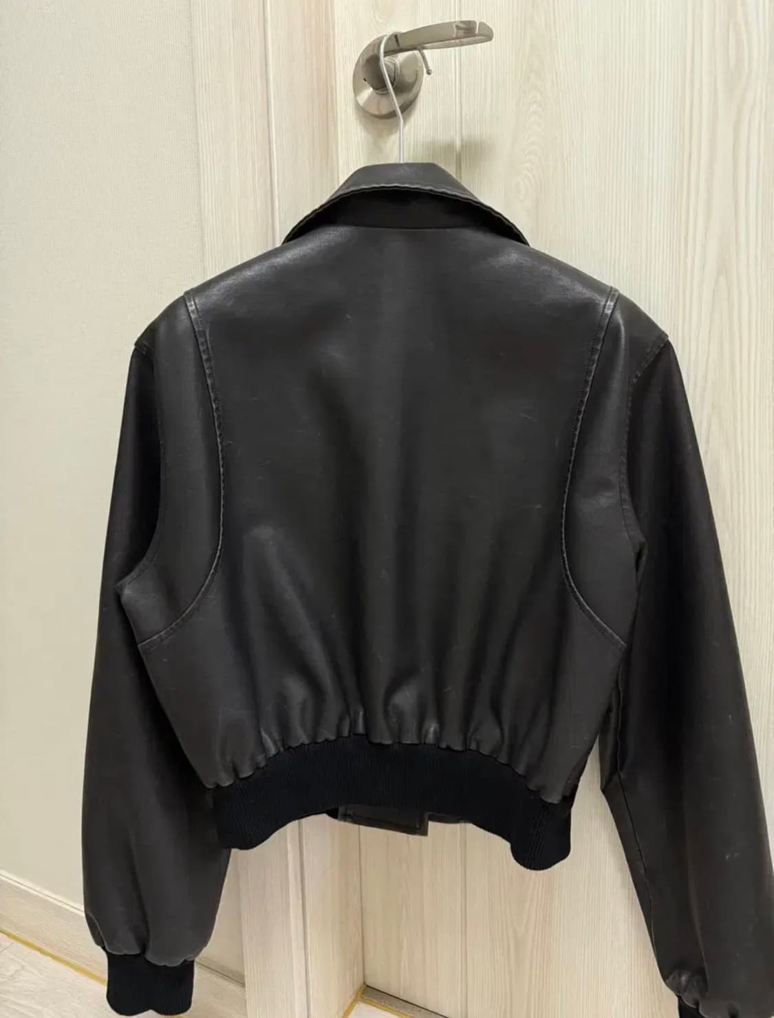 [arb] Hopper 블랙 레더 봄버 자켓 상품이미지2