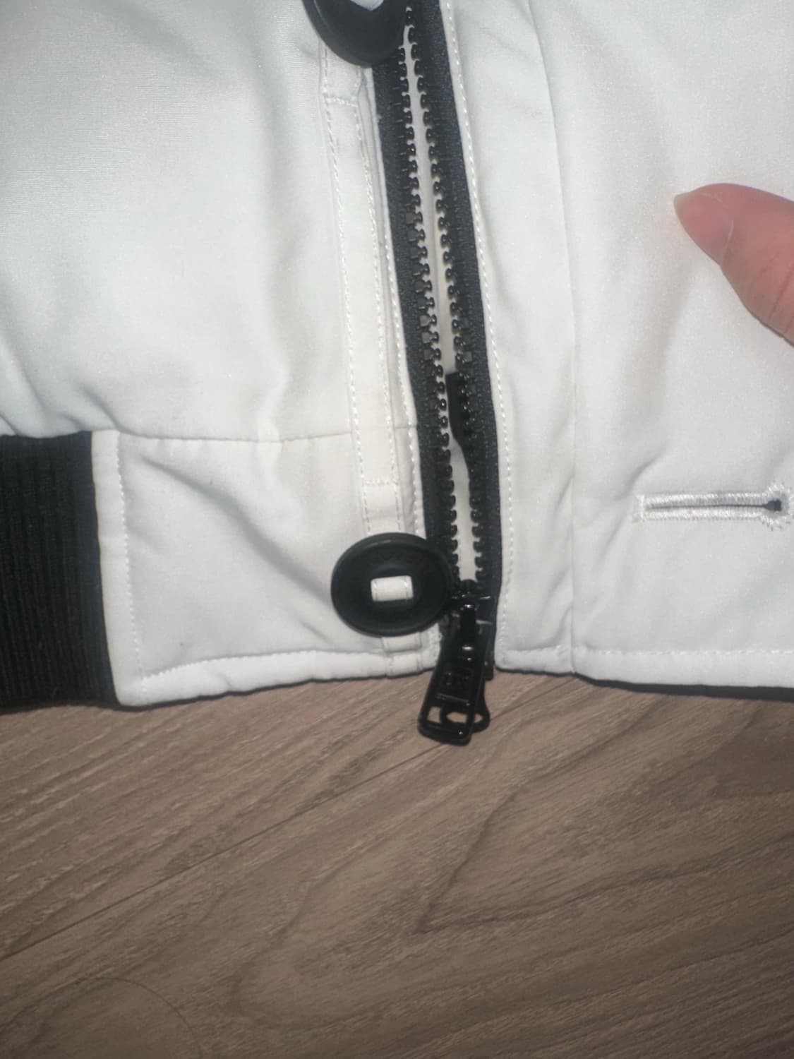 디스커버리 구스다운 패딩 숏패딩 상품이미지2