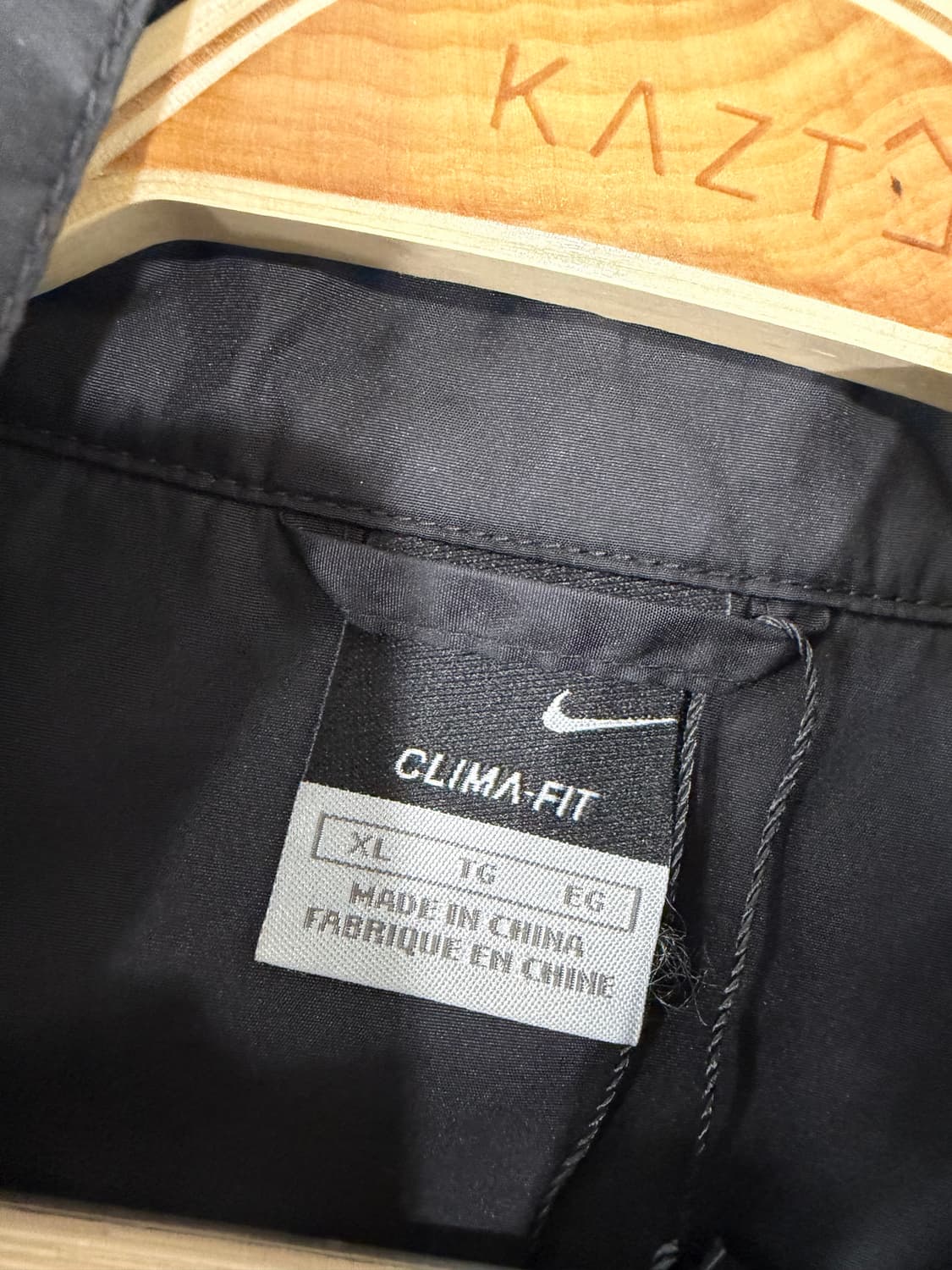 245. 나이키 바람막이 상품이미지2