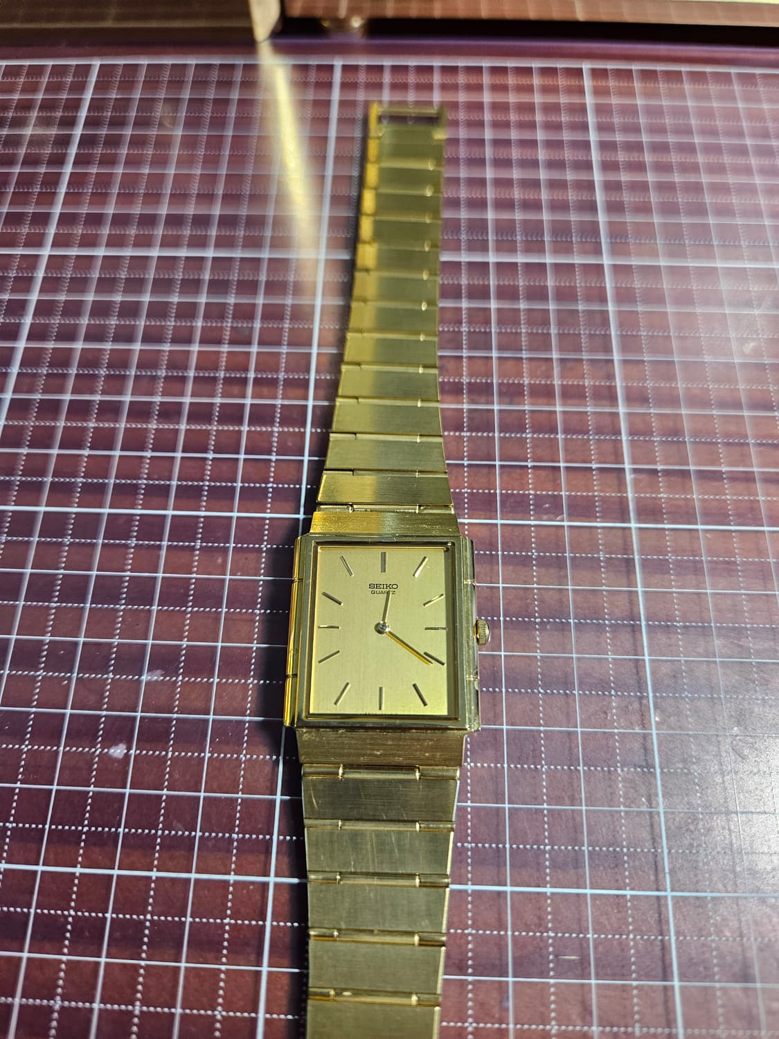 세이코 빈티지  쿼츠 완전 미사용  금장 쿼츠 상품이미지3