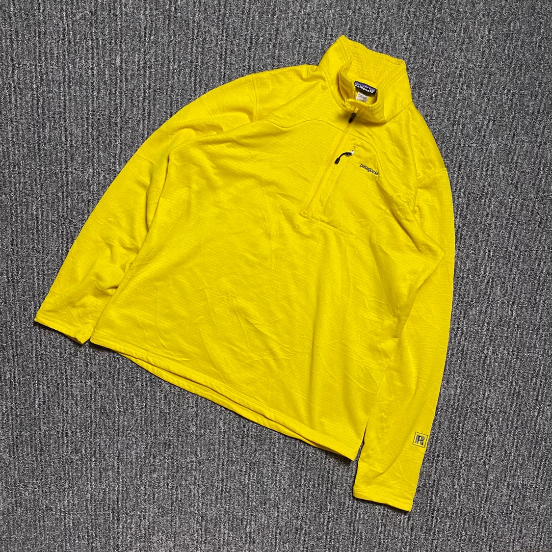 🌊 Patagonia R1 Pull-over Yellow XL  상품이미지2