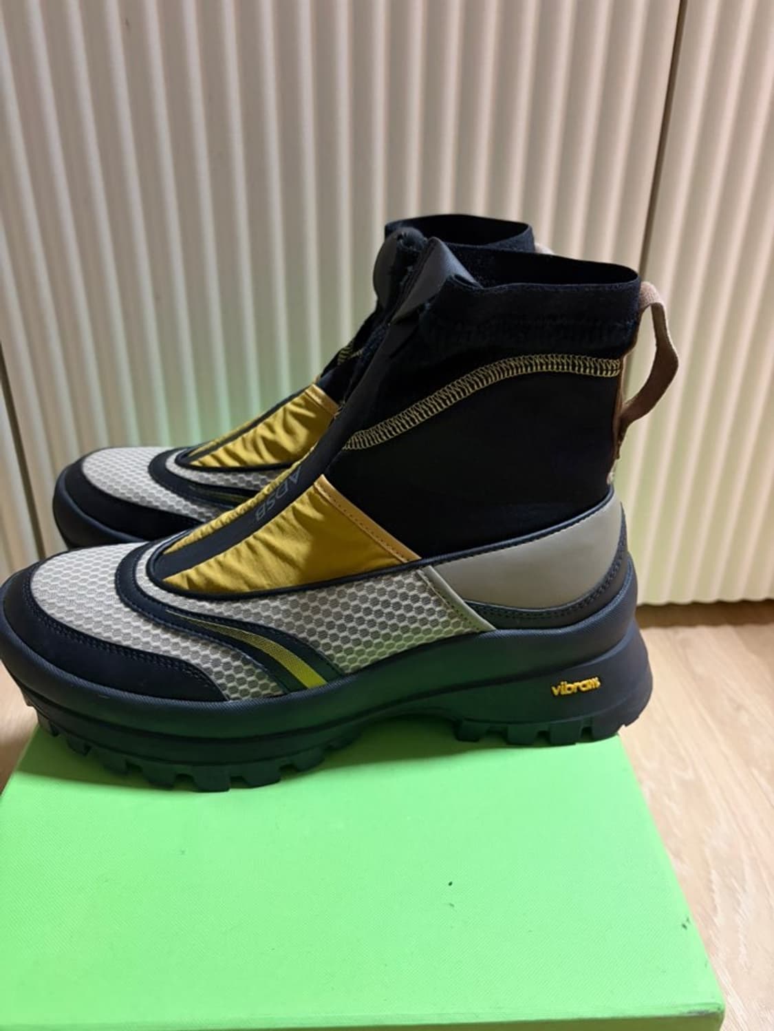 유니섹스 마티오 집업 트레이너 aaa387u(KHAKI) 상품이미지2