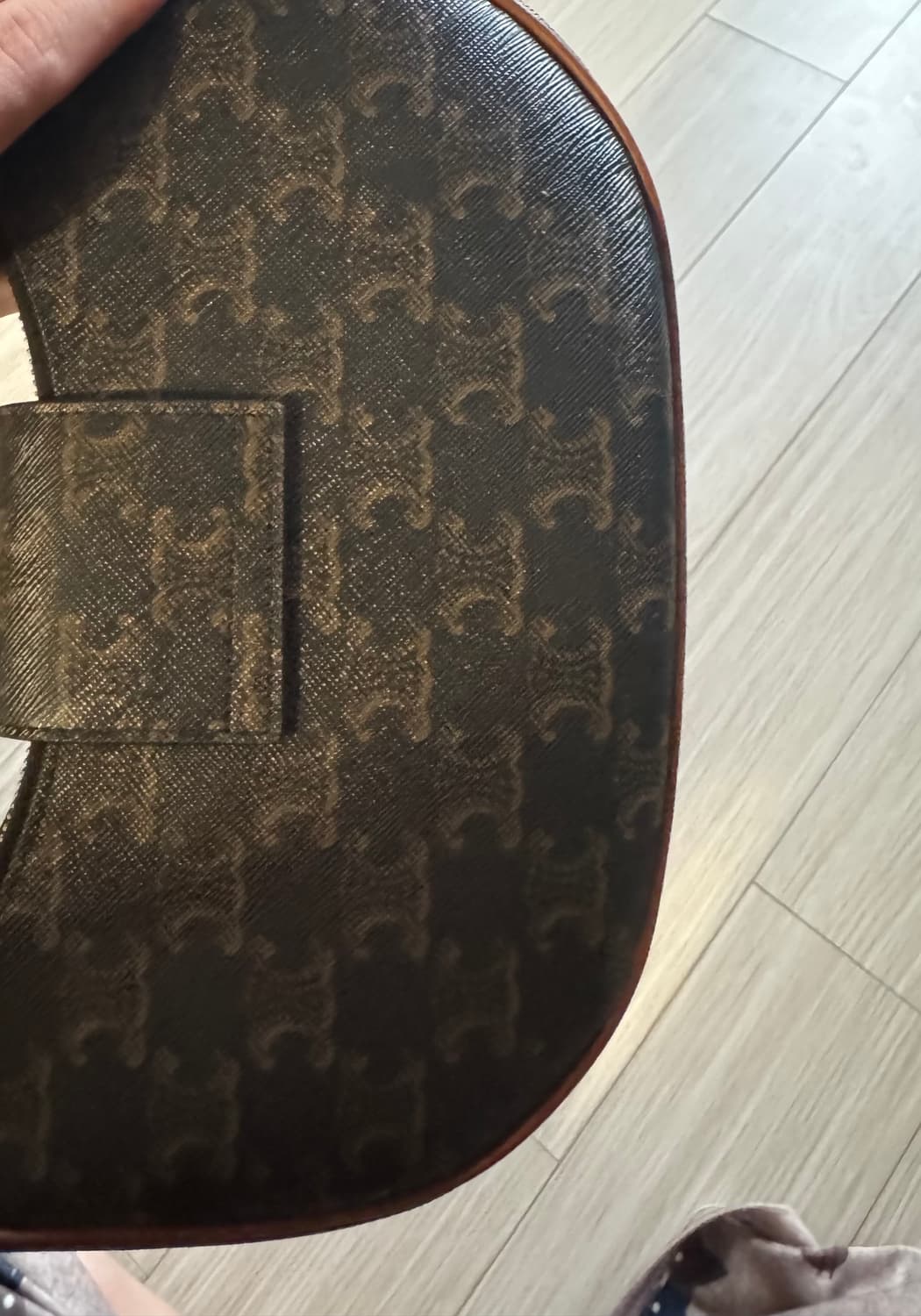 셀린느 미디엄 트리옹프 아바 백 상품이미지5