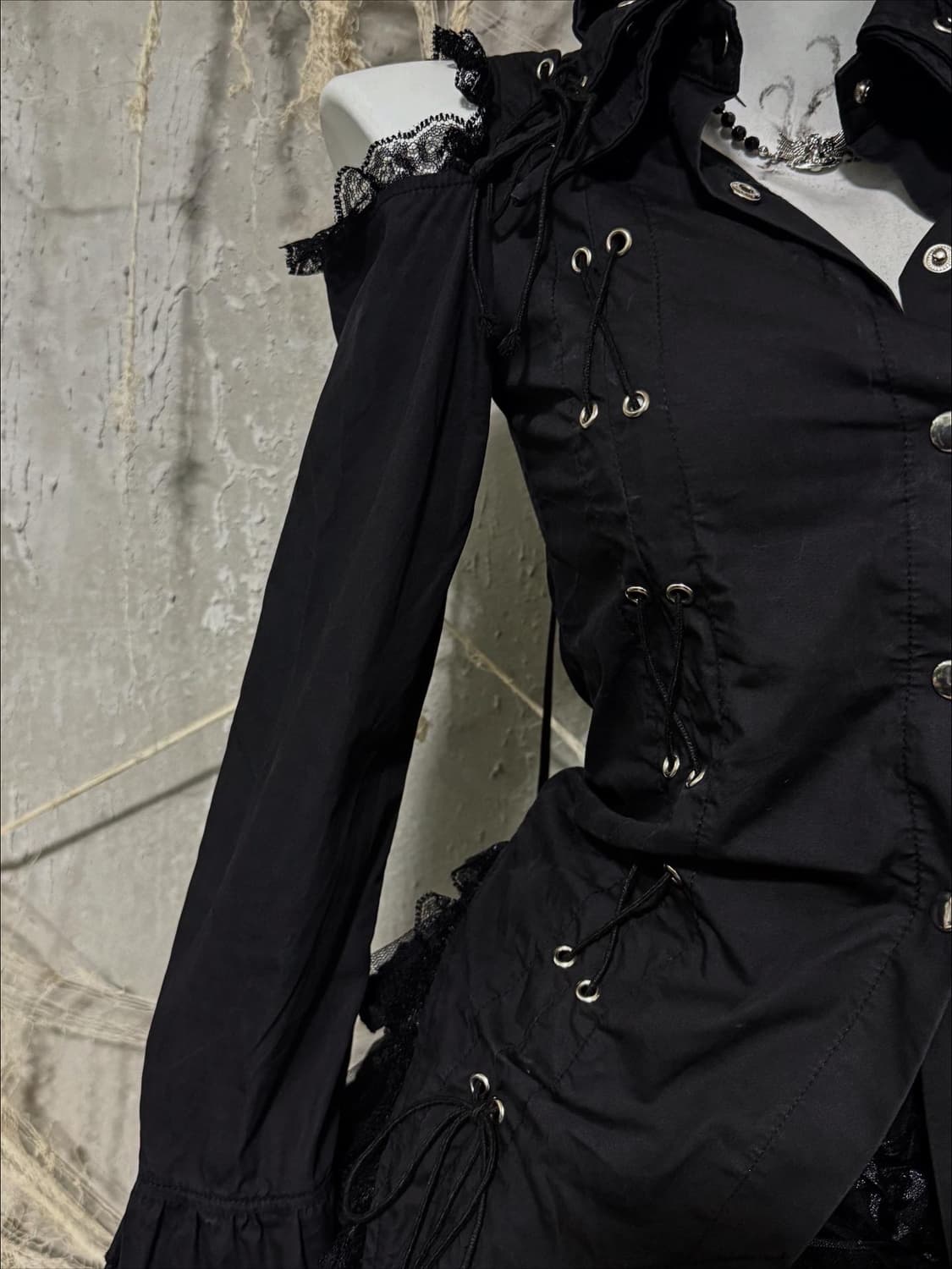Acdc rag Eyelet Detail Shirt 상품이미지3