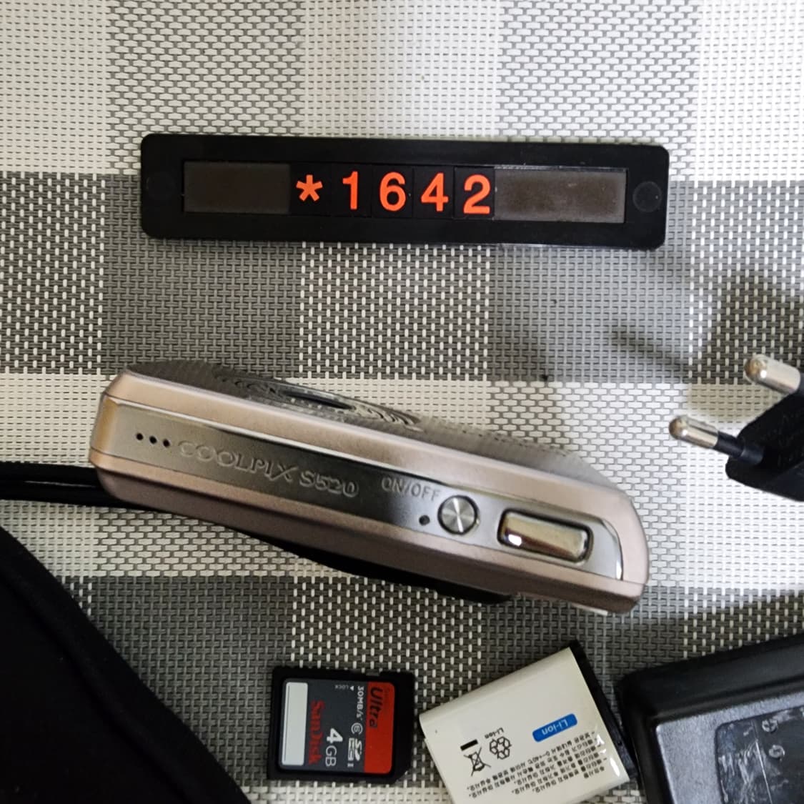 니콘 쿨픽스 S 520 디지털카메라 파우치포함 상품이미지2