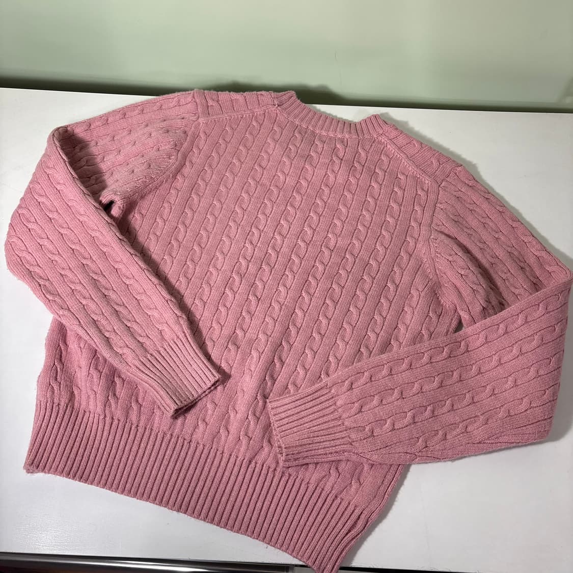 우먼M 제너럴아이디어 분홍 꽈배기니트 상품이미지3