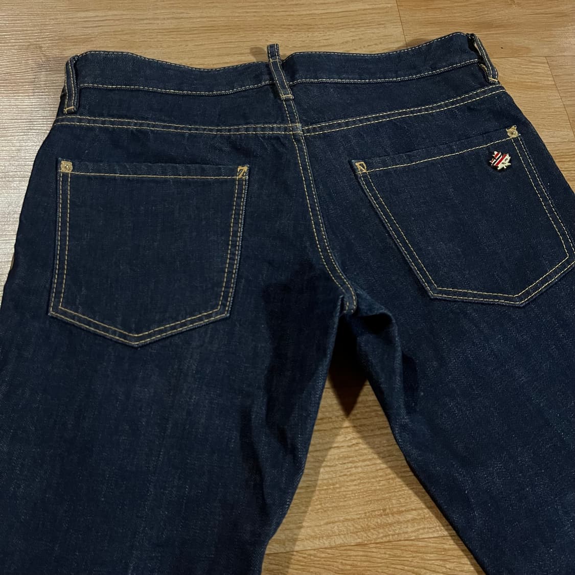 [30] 디스퀘어드 메이플로고 생지데님 상품이미지4