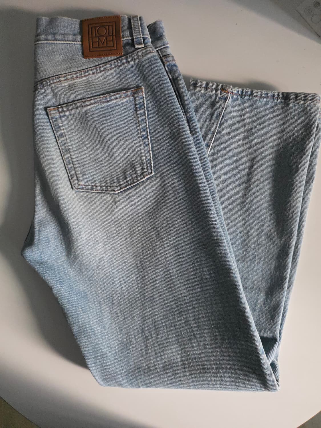 (공홈구매) 토템 트위스티드 심 데님 원블루 26 상품이미지1