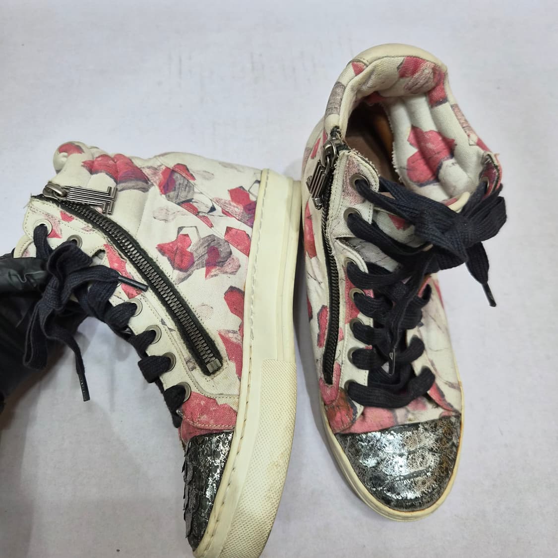 랑방 컬렉션 플로럴 파이톤 하이탑 스니커즈 상품이미지3