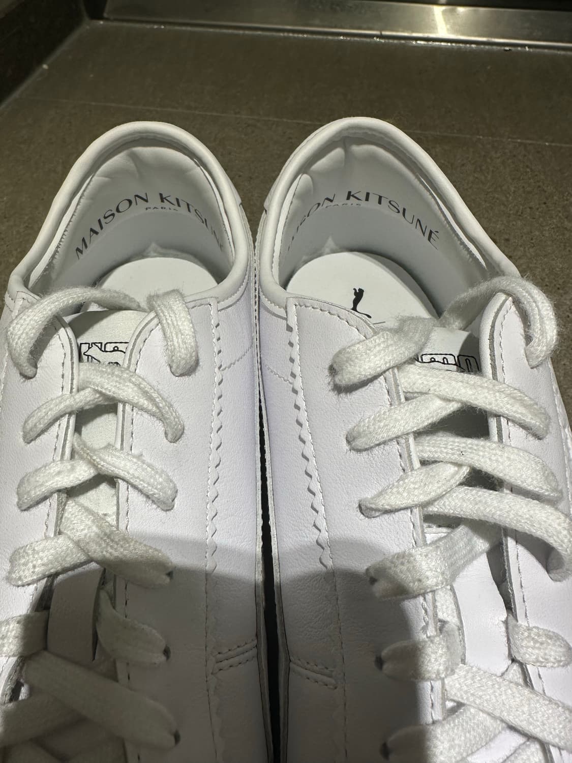  메종키츠네 X 푸마 로마 스니커즈 290 상품이미지5