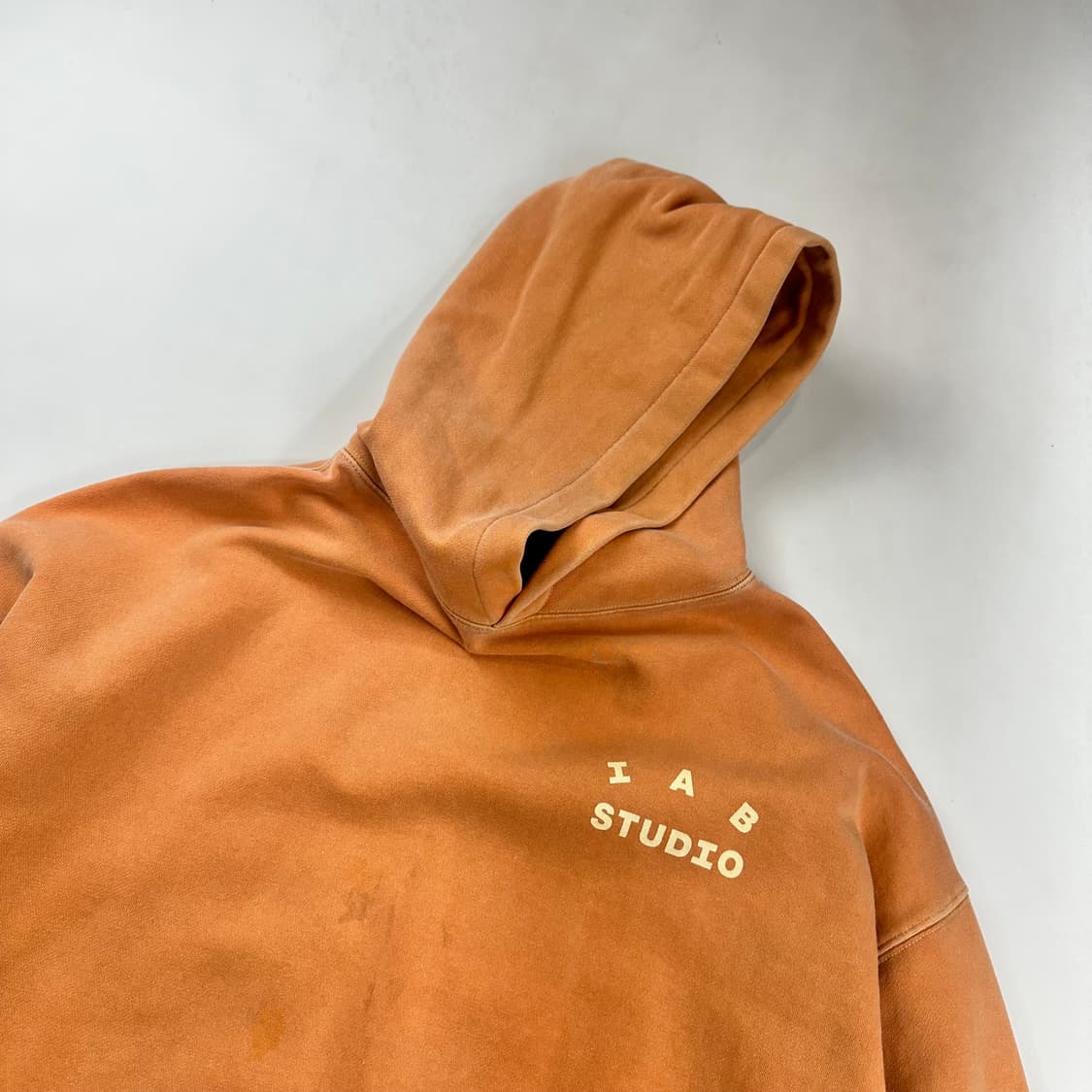 아이앱스튜디오 피그먼트 후드 오렌지 상품이미지2