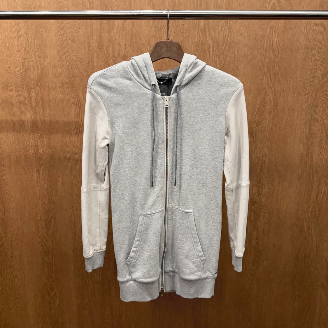 디젤 코튼 후드 집업 자켓 화이트 레더 슬리브 배색 스트링 디테일 그레이 상품이미지2