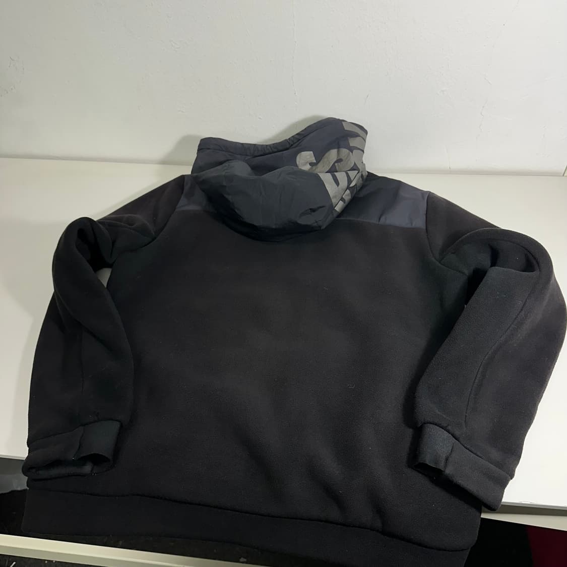 100 디스커버리 블랙 플리스 후드집업 상품이미지5