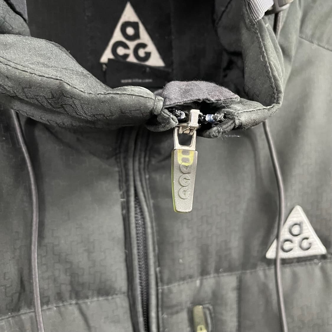 나이키 ACG 구스다운 후드패딩 M 상품이미지4