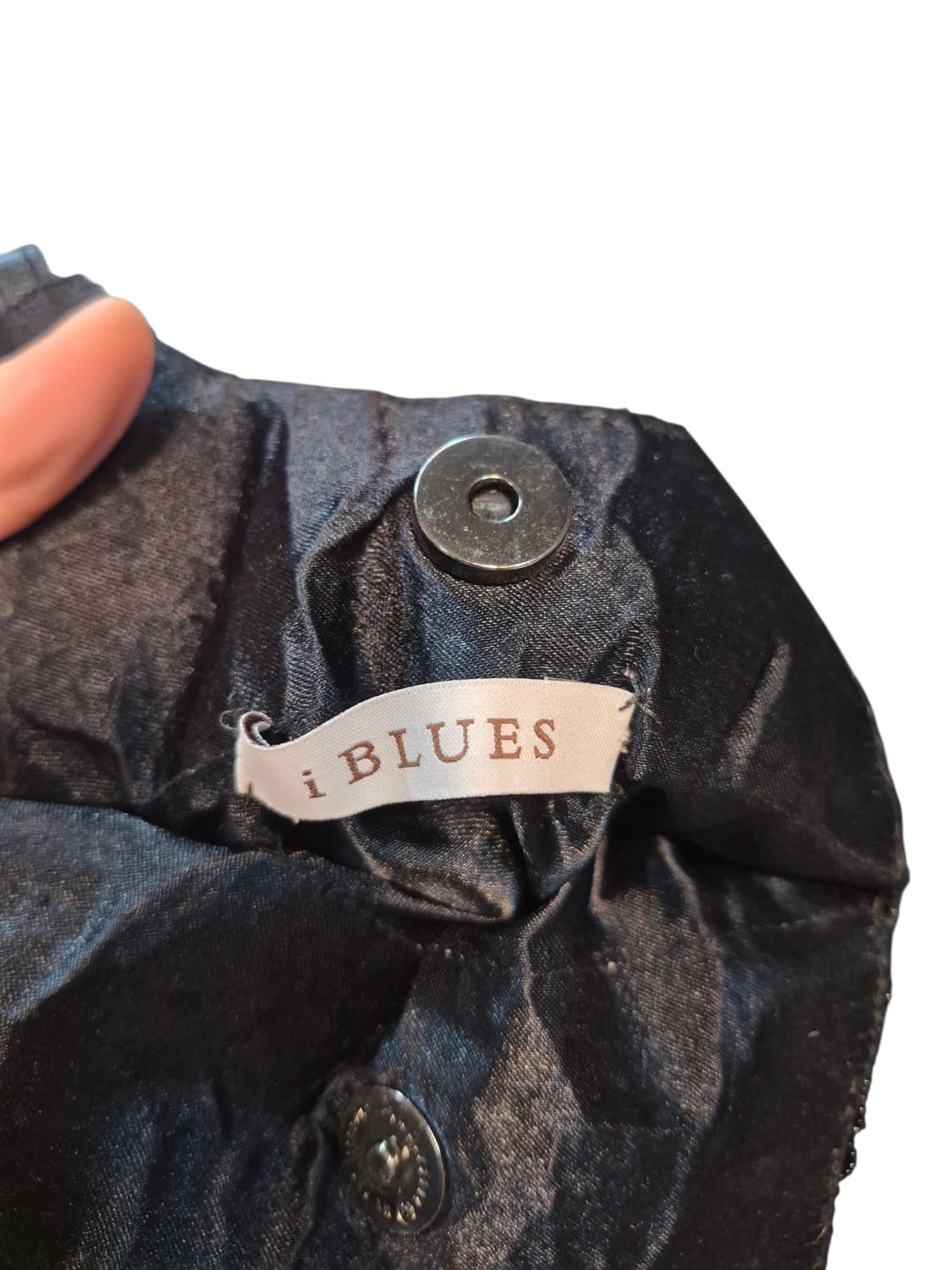 iBLUES 블랙 새틴 비즈 숄더백 태슬 장식 Y2K 상품이미지7