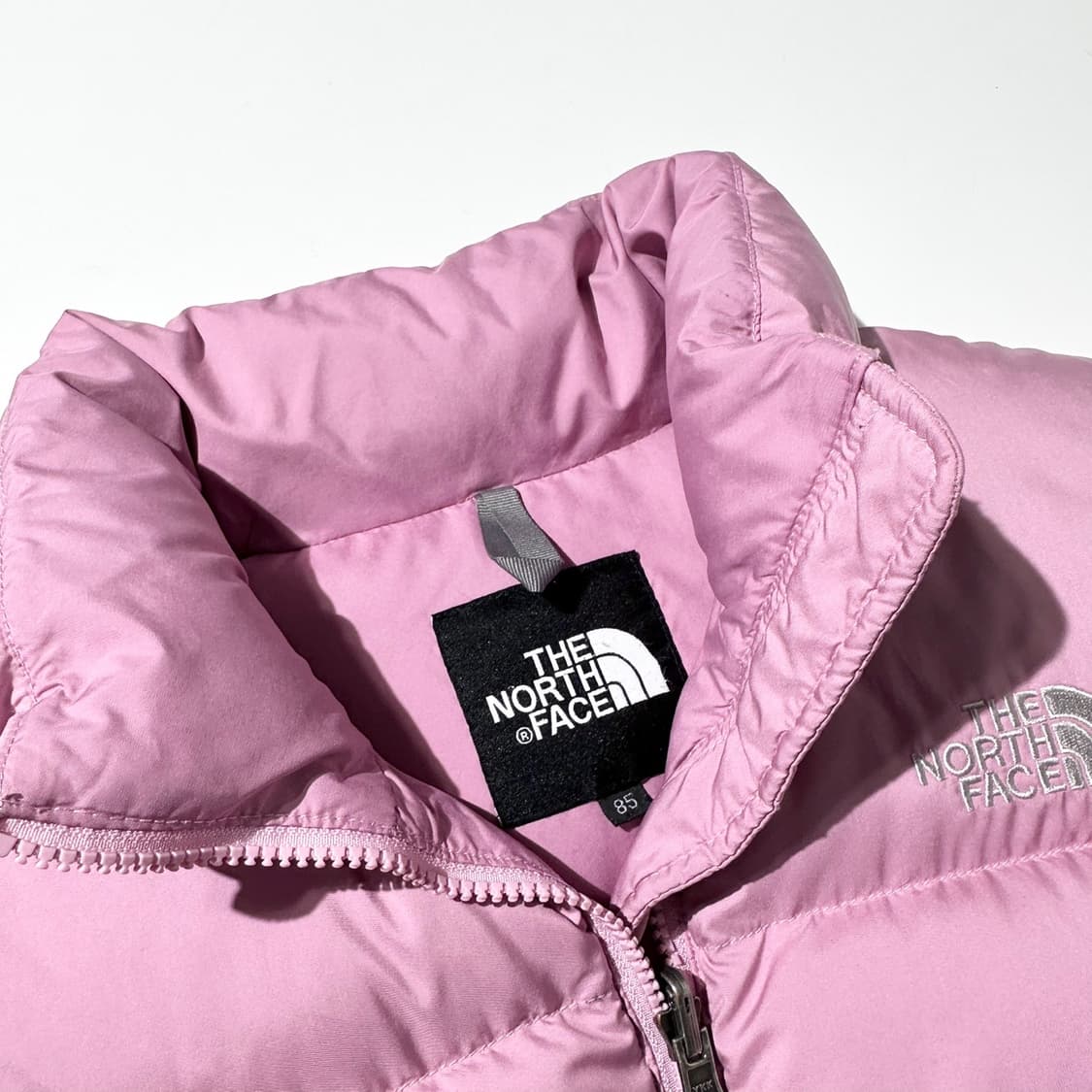 노스페이스 700 눕시 다운 패딩 딸기우유 핑크 상품이미지4