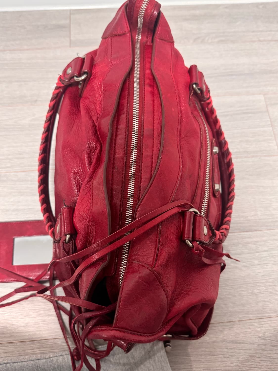 발렌시아가 빈티지 모터백 가방 레드 미디움 상품이미지2