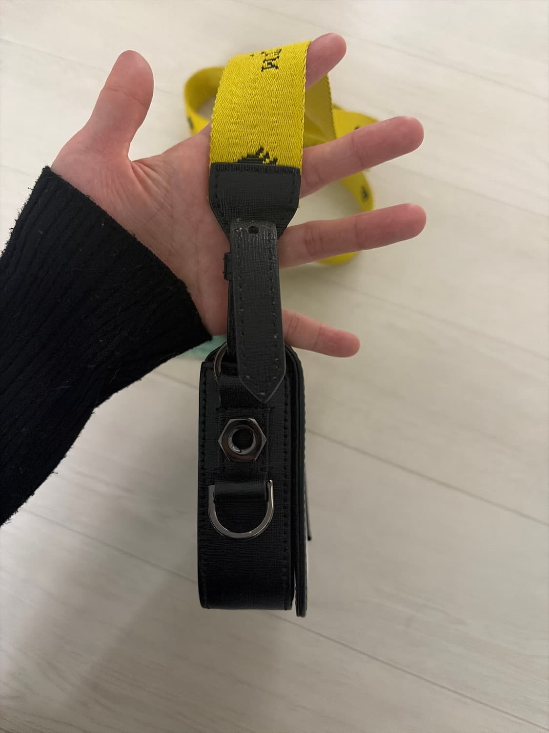 오프화이트 가방 상품이미지3