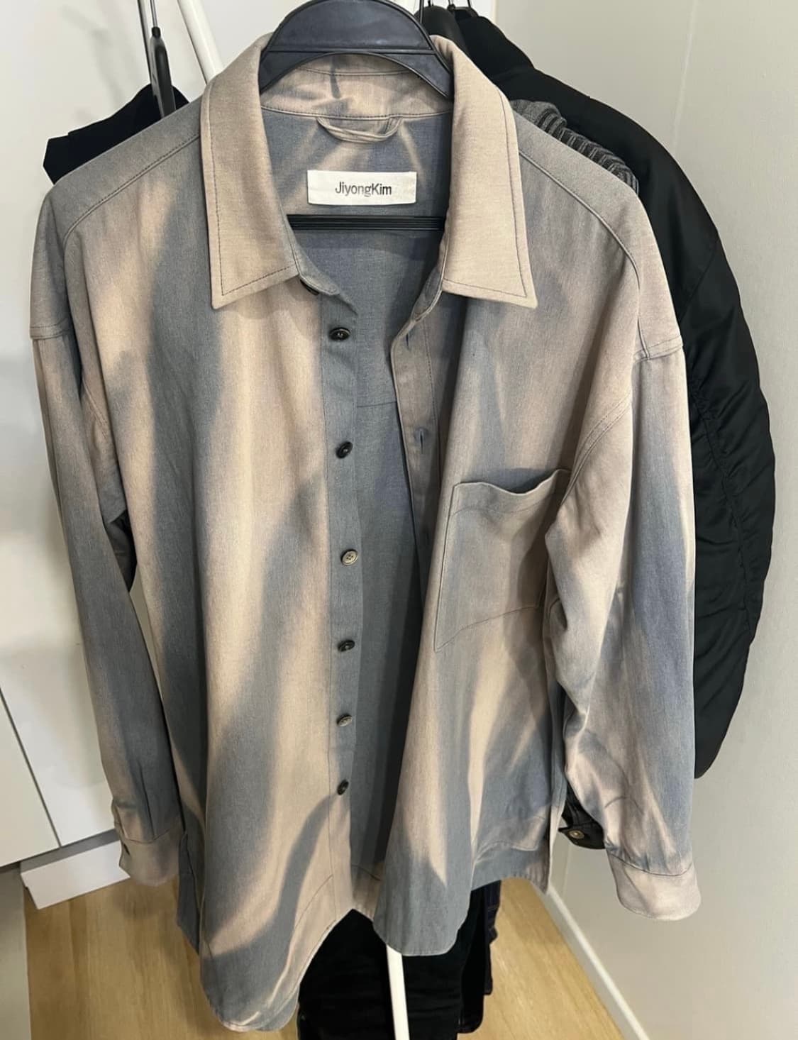 [L] 지용킴 23aw 썬블리치드 셔츠 상품이미지1
