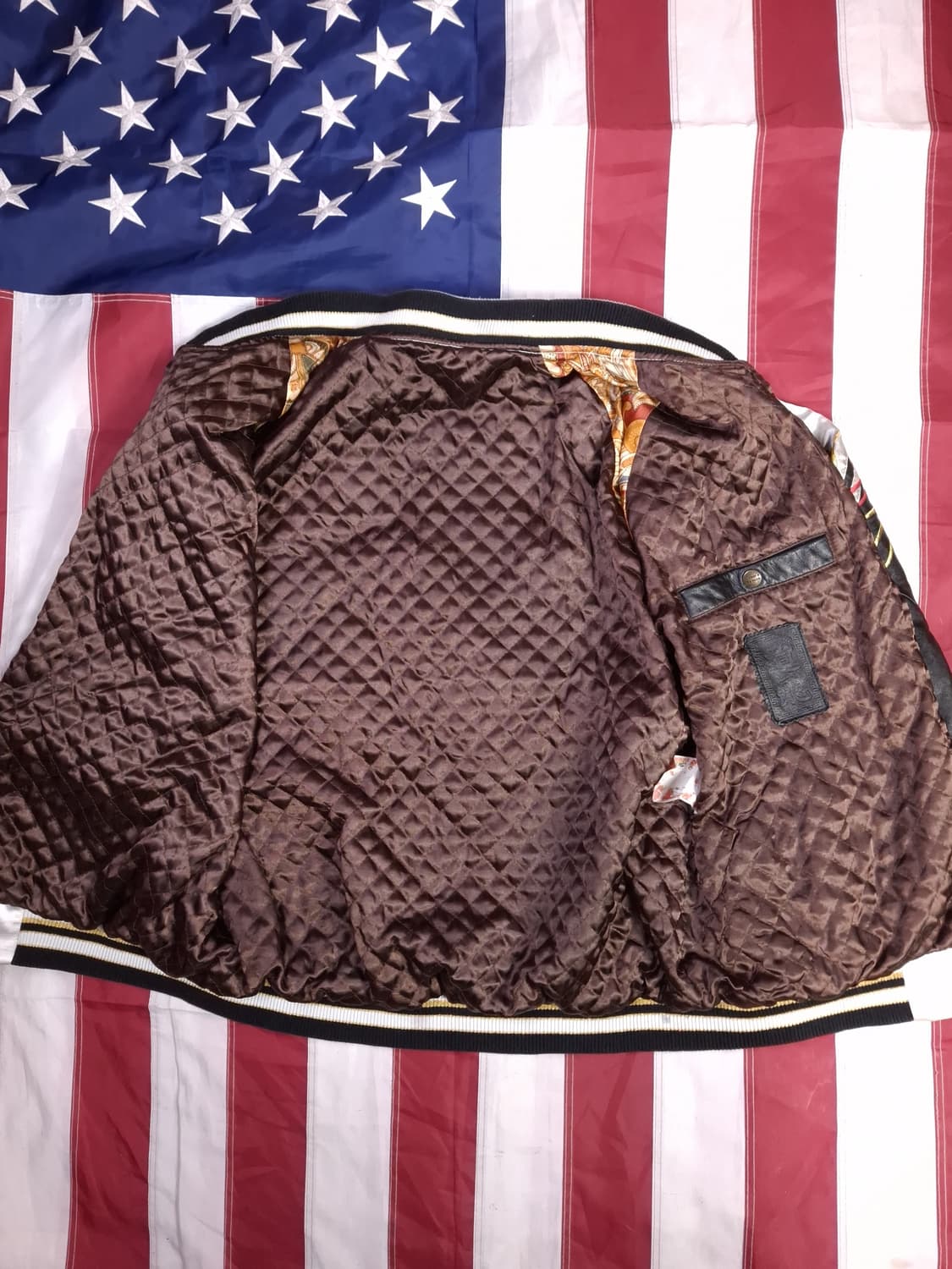 오리지날 도비 데빌 보이 수베니어 스카쟌 상품이미지10