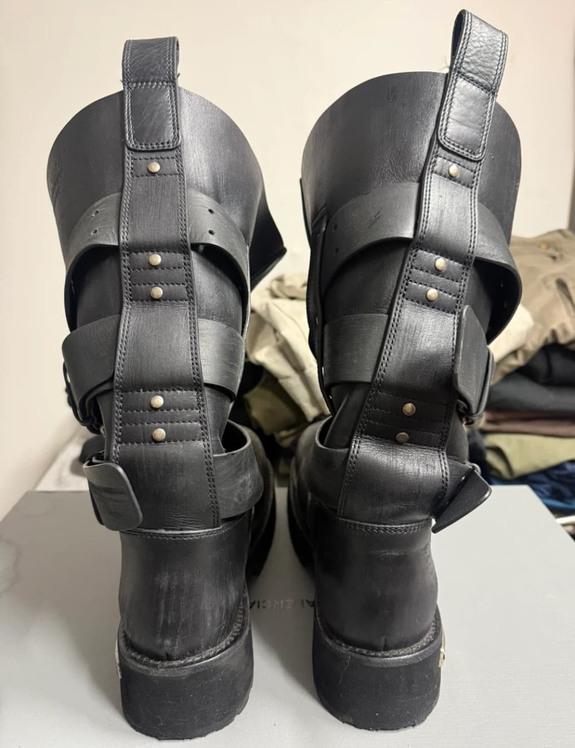 Reserved 상품이미지3