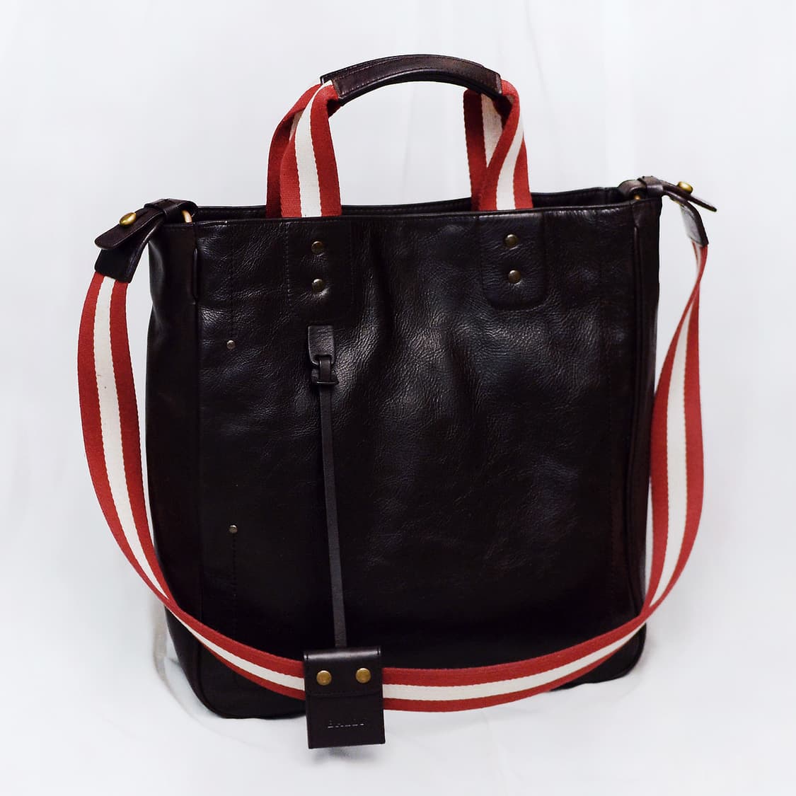 발리 (BALLY) 테니로 풀그레인 베지터블 레더 토트.숄더백 상품이미지1