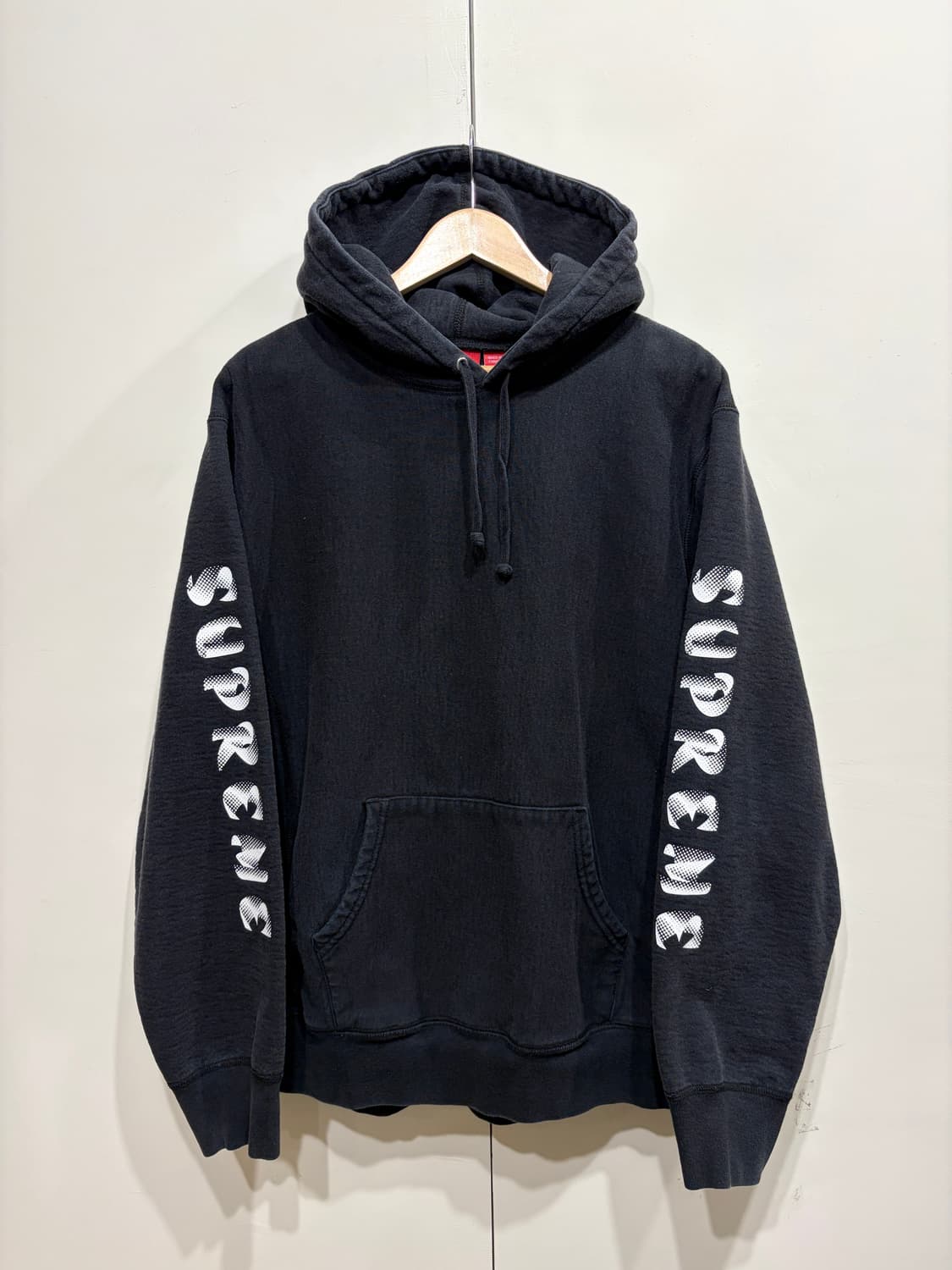 슈프림 그라디언트 슬리브 후드 스웻셔츠 상품이미지1