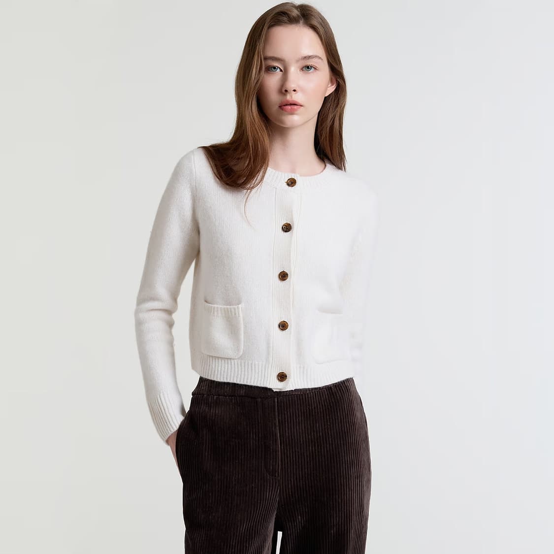 아떼 24 캐시미어100% 크롭 가디건 상품이미지1