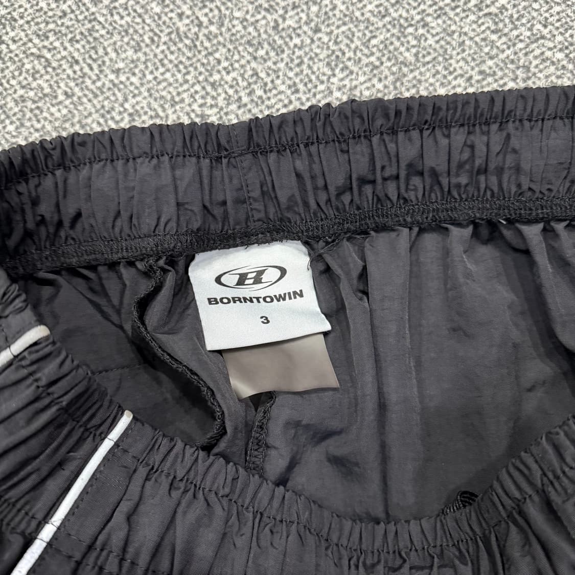 3 본투윈 BORNTOWIN 우븐 나일론 와이드 조거 팬츠 바지 상품이미지3